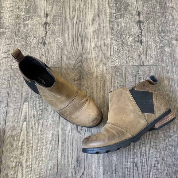 Sorel Women's Emelie Chelsea Boot - Picture 6 of 7